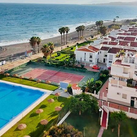 Apto Primera Linea De Playa Malaga Exterior photo